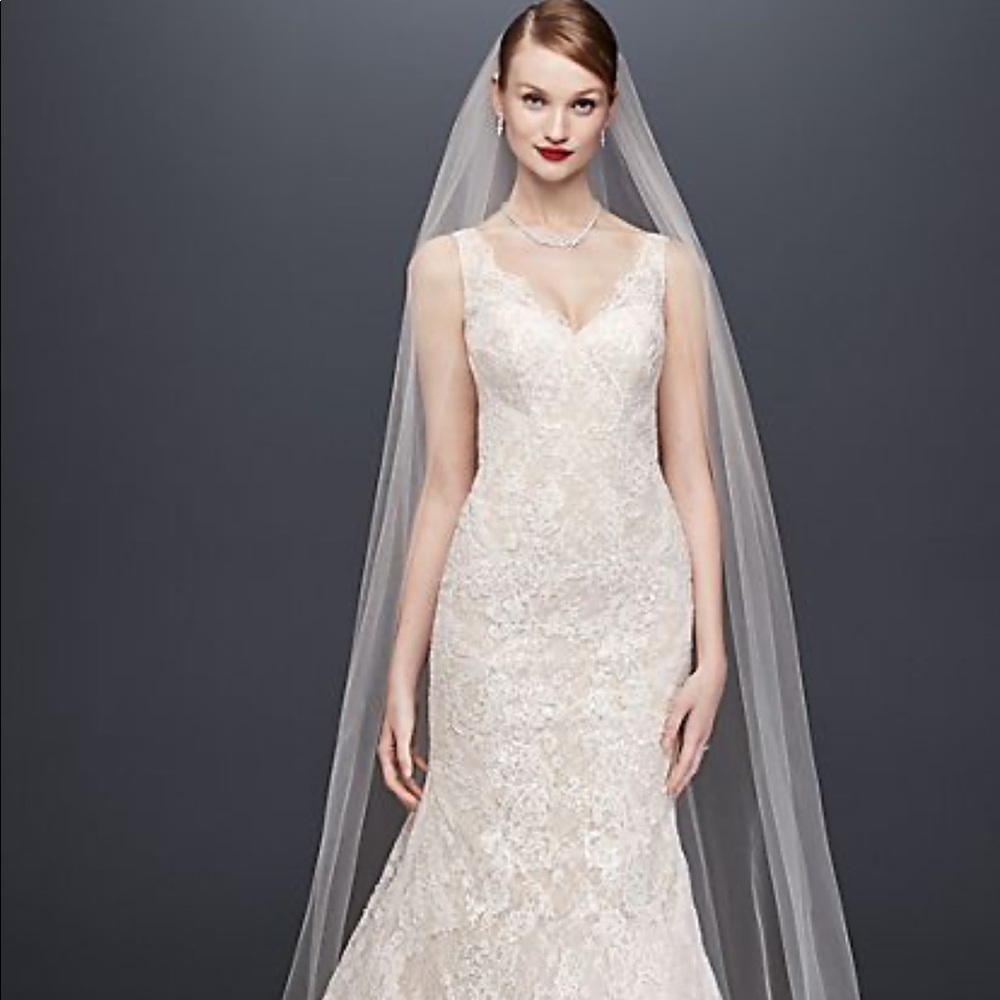 Oleg Cassini designer wedding dress!